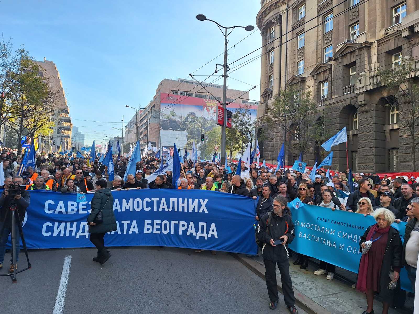 ZAKLJUČCI I ZAHTEVI KOJI SU DANAS PREDATI VLADI SRBIJE