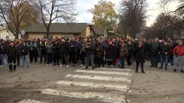 PROTEST RUDARA U BORU – SINDIKATI TRAŽE OD ZIĐINA PREGOVORE O POVEĆANJU ZARADA